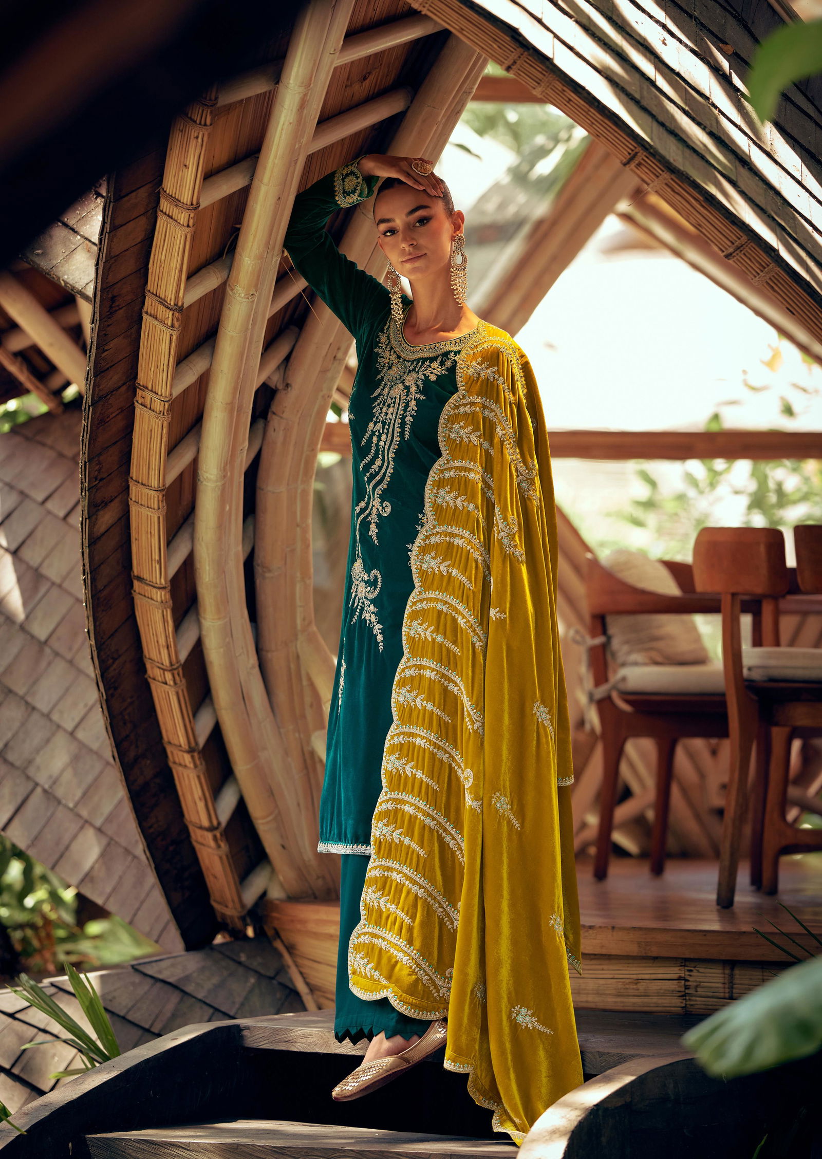 Mumtaz Rang E Makhmali Velvet Embroidery Salwar Kameez

